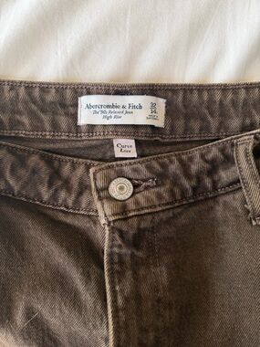 Abercrombie High Rise 90's Relaxed Jeans Curve Love